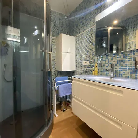 Apartment Saint-maxime Centre: T2 - 4 Couchages Avec Parking Et A Pied - Fr-1-226-483