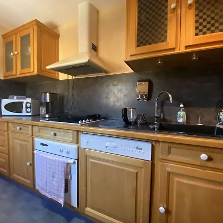 Saint-maxime Centre: T2 - 4 Couchages Avec Parking Et A Pied - Fr-1-226-483 *