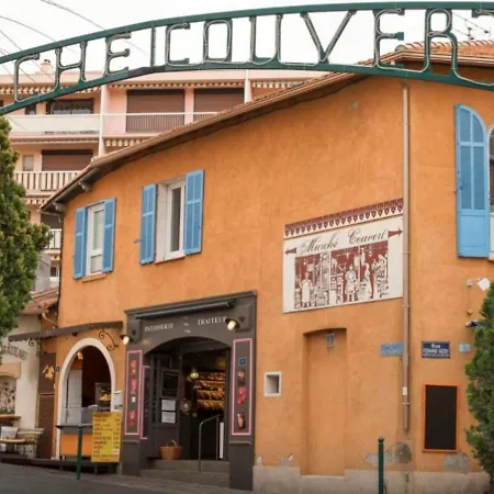 Appartement Saint-maxime Centre: T2 - 4 Couchages Avec Parking Et A Pied - Fr-1-226-483 *