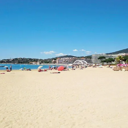 Saint-maxime Centre: T2 - 4 Couchages Avec Parking Et A Pied - Fr-1-226-483 * Сент-Максим